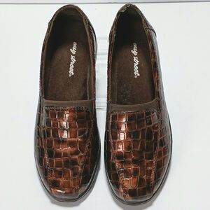 Easy Street Embossed Patent Leather Faux Croco Slip-on Loafers, Size 7.5M EUC
